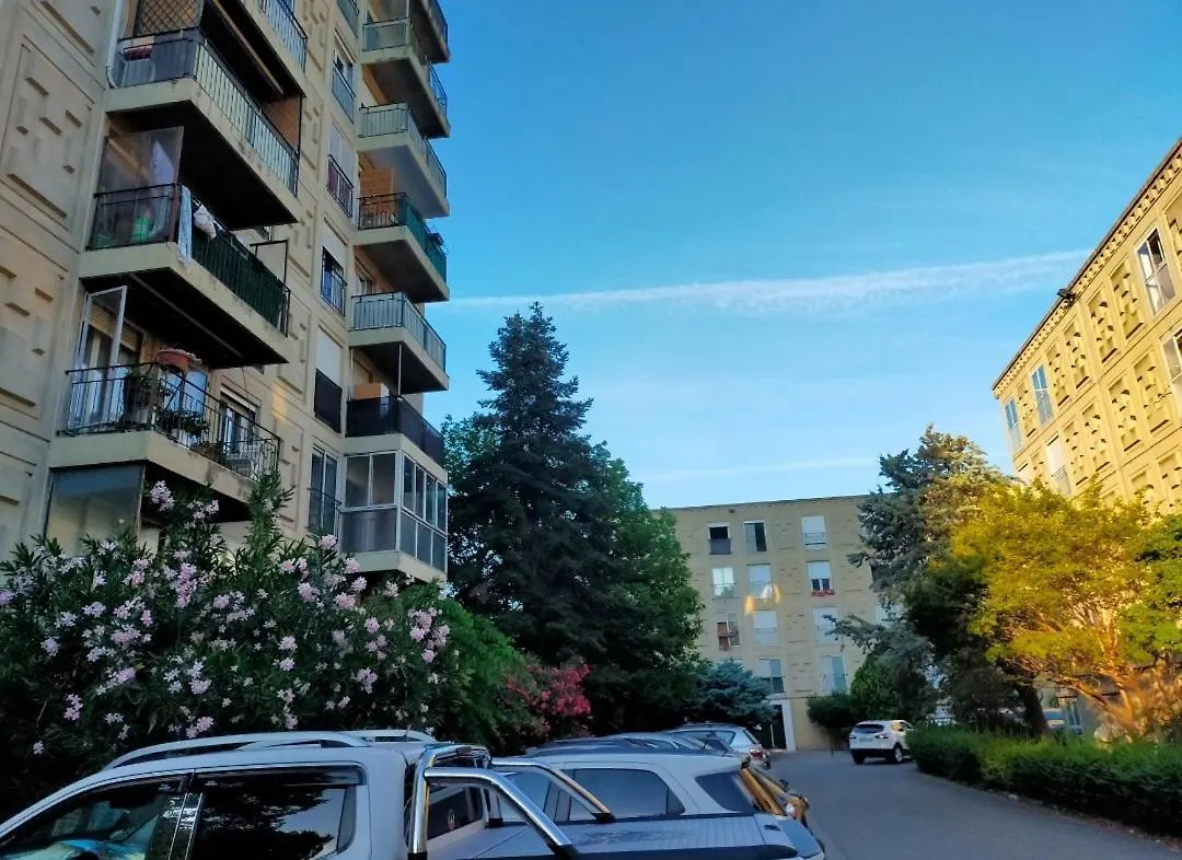 Esprit Nordik Apartman Avignon 0*,